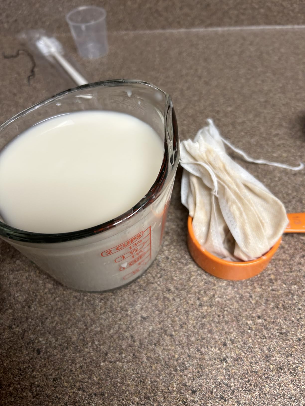 8 in 1 Nut Milk Maker Machine, 40oz Automatic Soy Milk Maker Blender, Homemade Soy Milk, Almond Milk, Oat Milk, Juice, Plant Based and Non Dairy Beverages, 12H Delay Start/Keep Warm/Self Cleaning customer photo 1