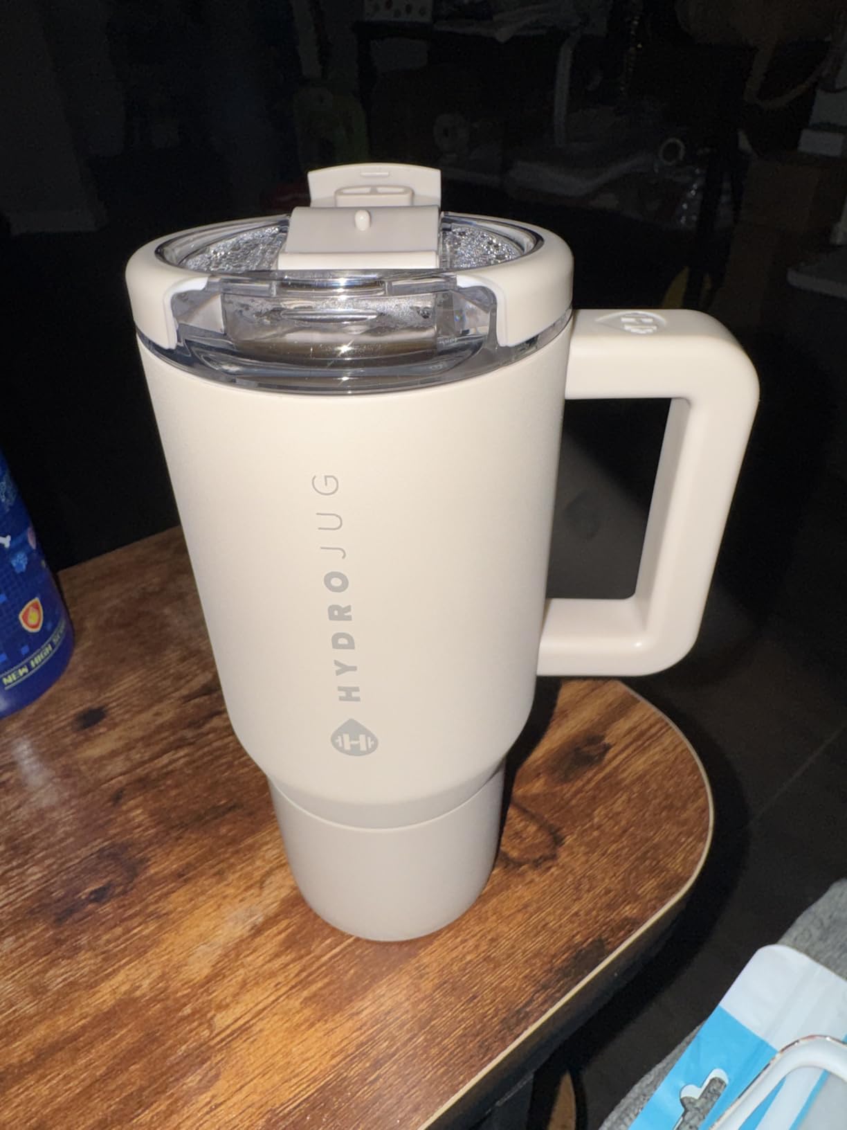 HydroJug Coffee Traveler 20 oz - Leak-Resistant, Ceramic-Lined Insulated Travel Coffee Mug for Hot or Cold Drinks with Flip Lid & Handle, Dishwasher Safe Coffee Tumbler, Cascade customer photo 2