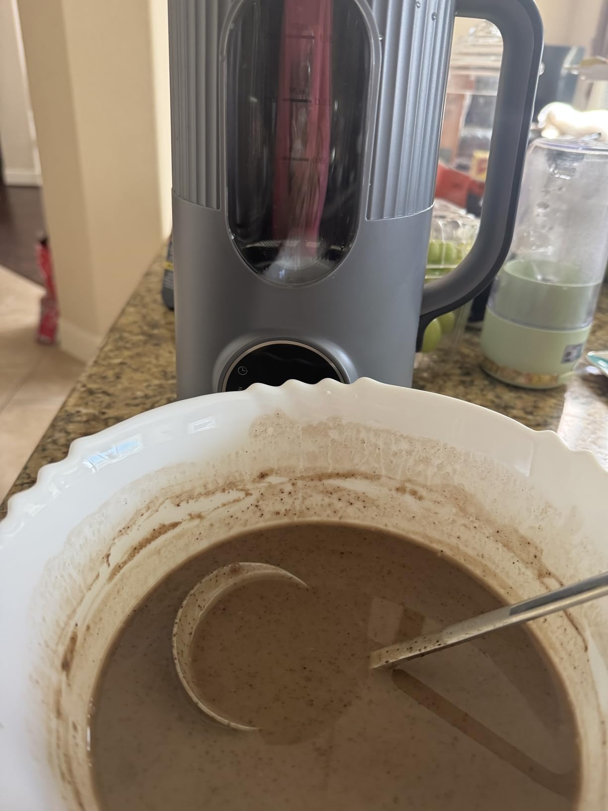 SilkSpin Milk-Smooth Nut Milk Maker Machine, Small Blender for Homemade Oat, Almond, Soy, Plant-Based Milk, Juice, MilkShake, 35oz Automatic Soybean Milk Maker for 4 Families with 6H Stay Warm customer photo 2