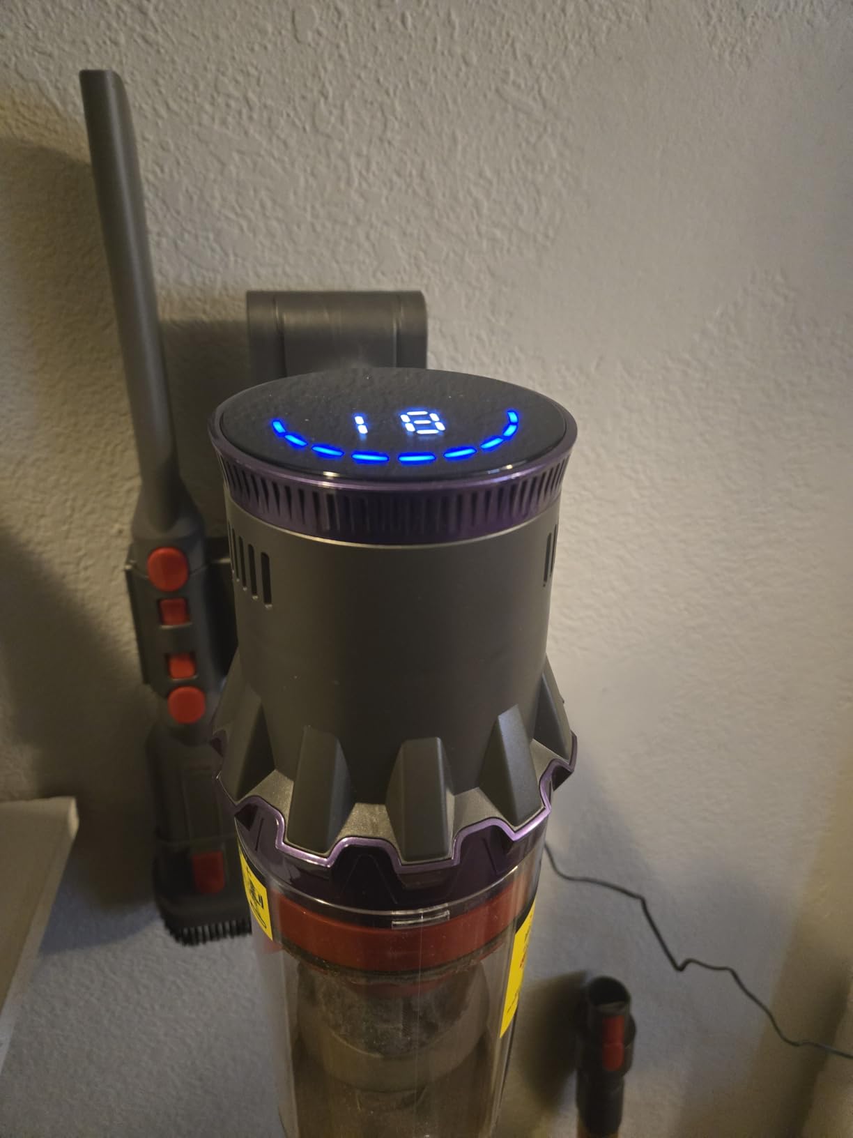 Coovy SU7 Cordless Vacuum Cleaner Review: Power and Value in a Lightweight Package – Review Image
