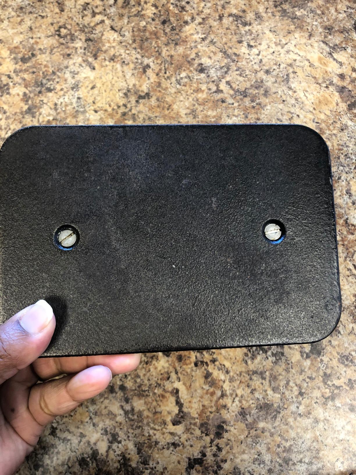 Lodge Pre-Seasoned Cast Iron Grill Press with Cool-Grip Spiral Handle, 4.5 inch X 6.75 inch, Black customer photo 1