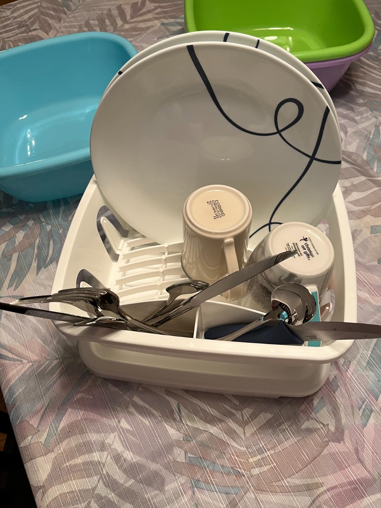 Camco RV Mini Dish Drainer & Tray - Features a Sloped Drain Tray Design, Heavy-Duty Construction - Ideal for Small Spaces, Apartments, Boats, and More - 9.5
