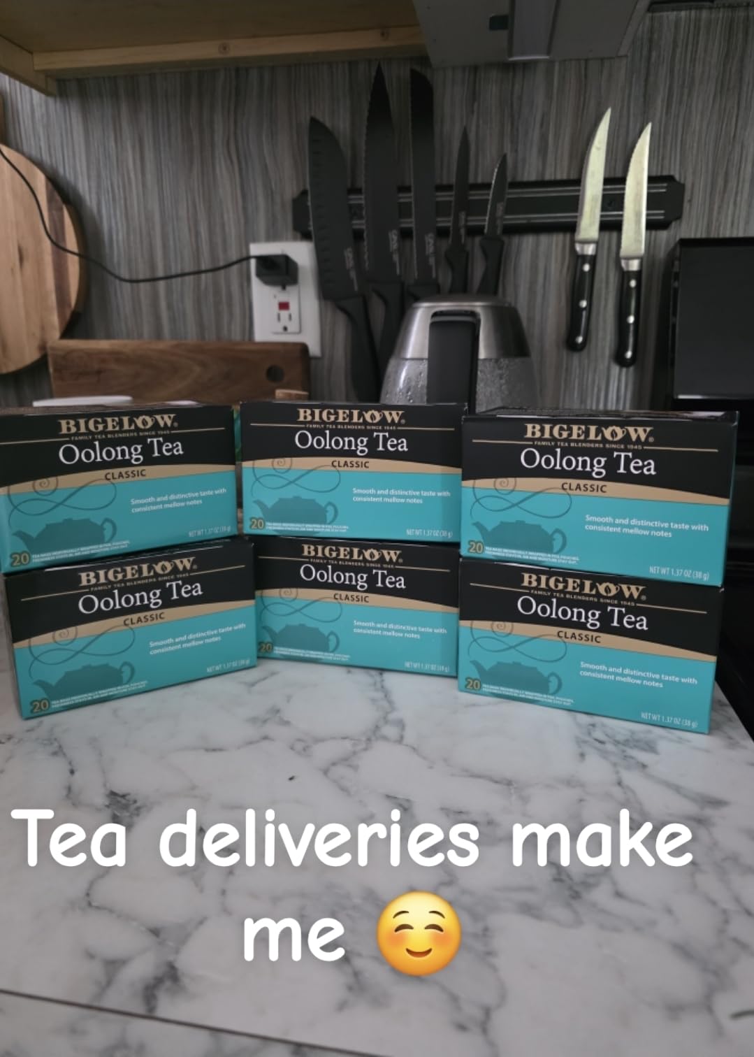 Bigelow Tea Oolong Tea, Caffeinated Tea with Fresh, Smooth Taste, 20 Count Box (Pack of 6), 120 Total Tea Bags customer photo 1