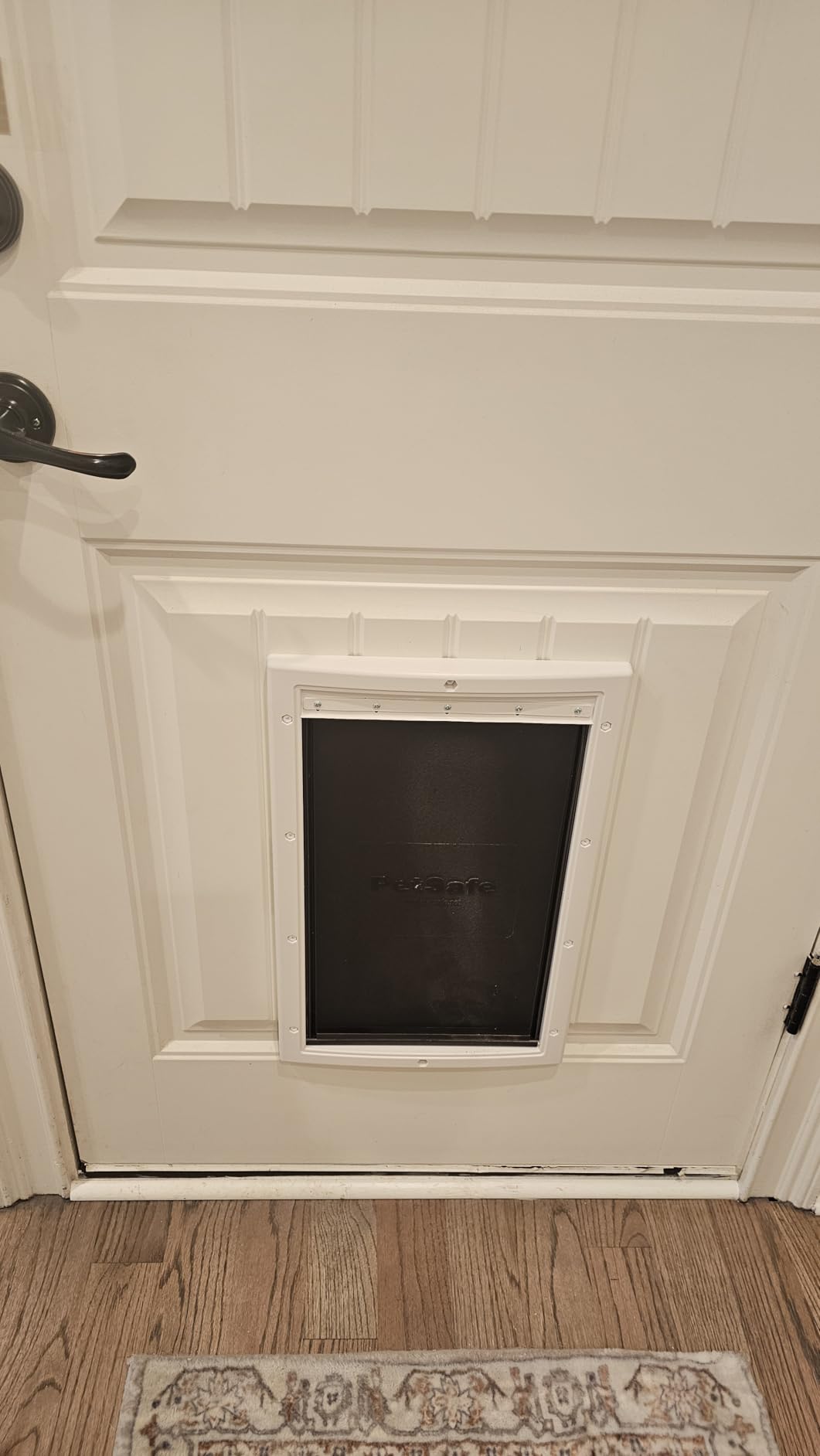 PetSafe Extreme Weather Pet Door - Insulated Weather-Resistant Dog & Cat Door with Durable Plastic Frame - Maximum Energy-Saving Efficiency - Large - for Dogs & Cats up to 100 lbs customer photo 1