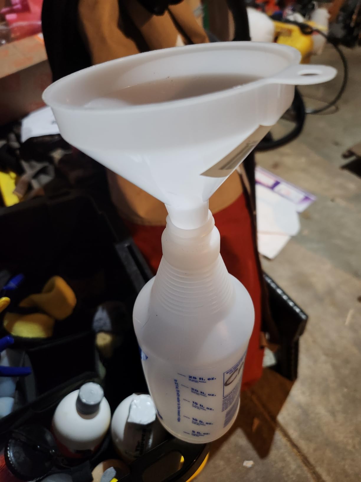 Winco 8oz Funnel, Plastic, 4-1/4