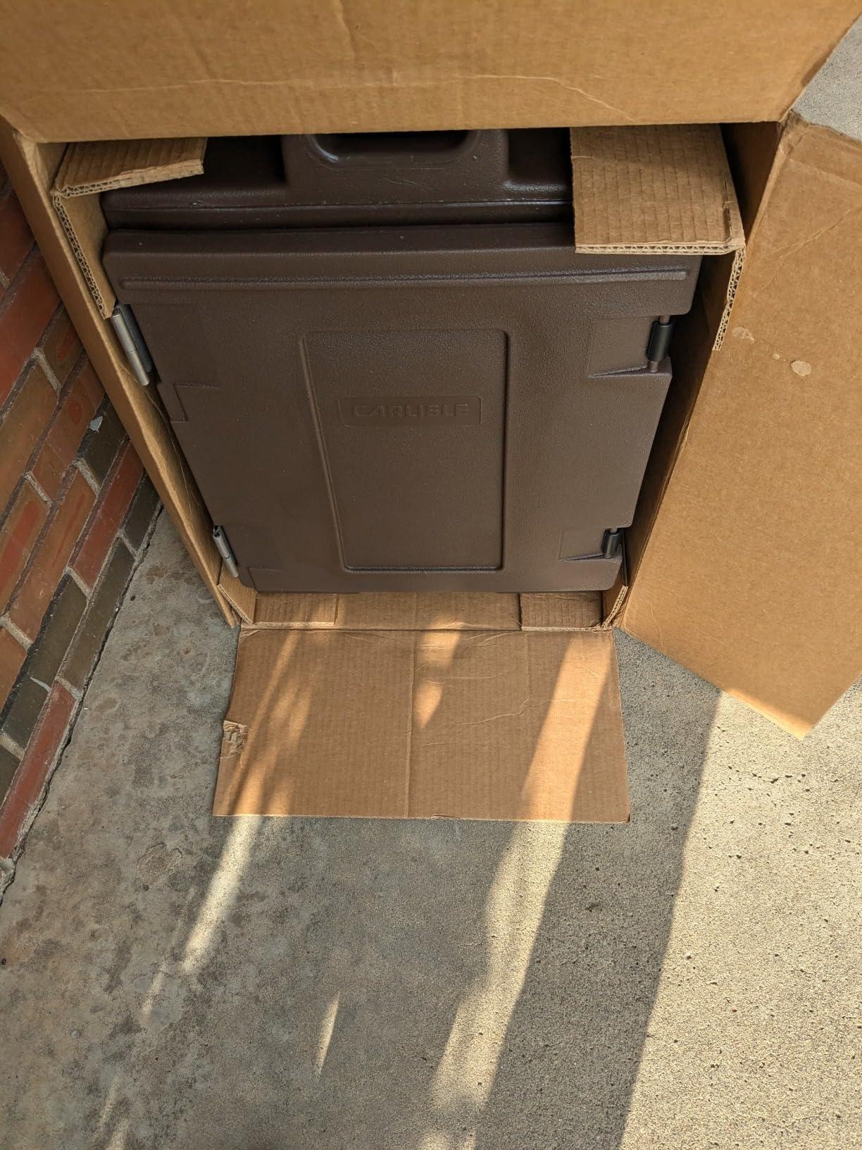 Carlisle FoodService Products Insulated Food Pan Carrier and Warmer, Front-Loading with Handles, Holds 5 Full or 10 Half 2.5