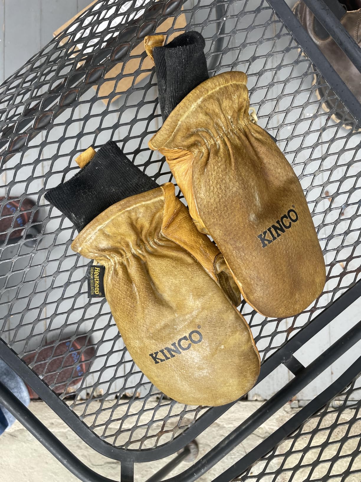 Nikwax Waterproofing Wax for Leather, Cream, Restores DWR Water Repellency, Shoe Care, Boot & Footwear Cleaner, Rain Protection, Safe for Gore-Tex customer photo 2