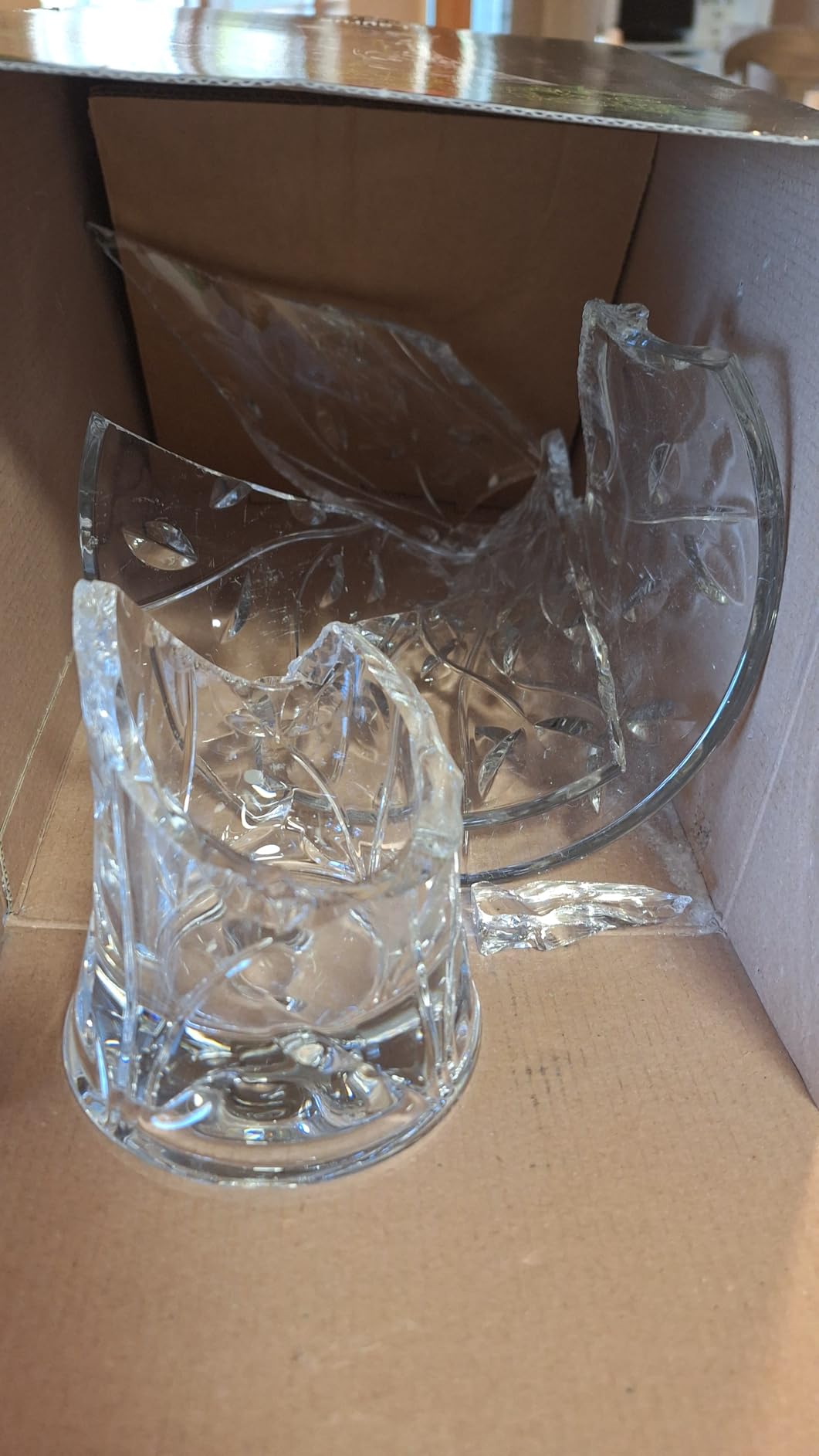 Lorren Home Trends Crystal Laurus Vase 11