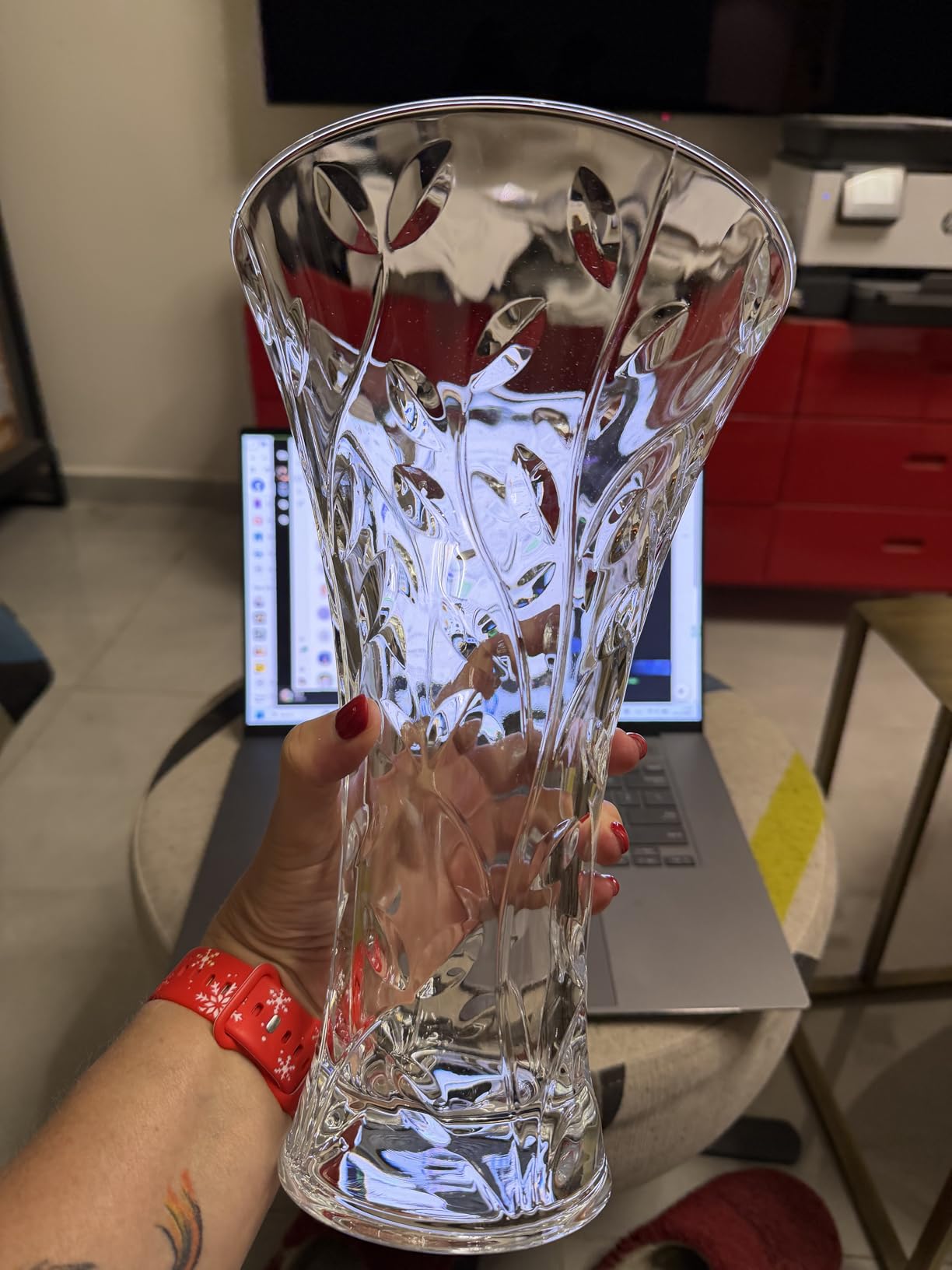 Lorren Home Trends Crystal Laurus Vase 11
