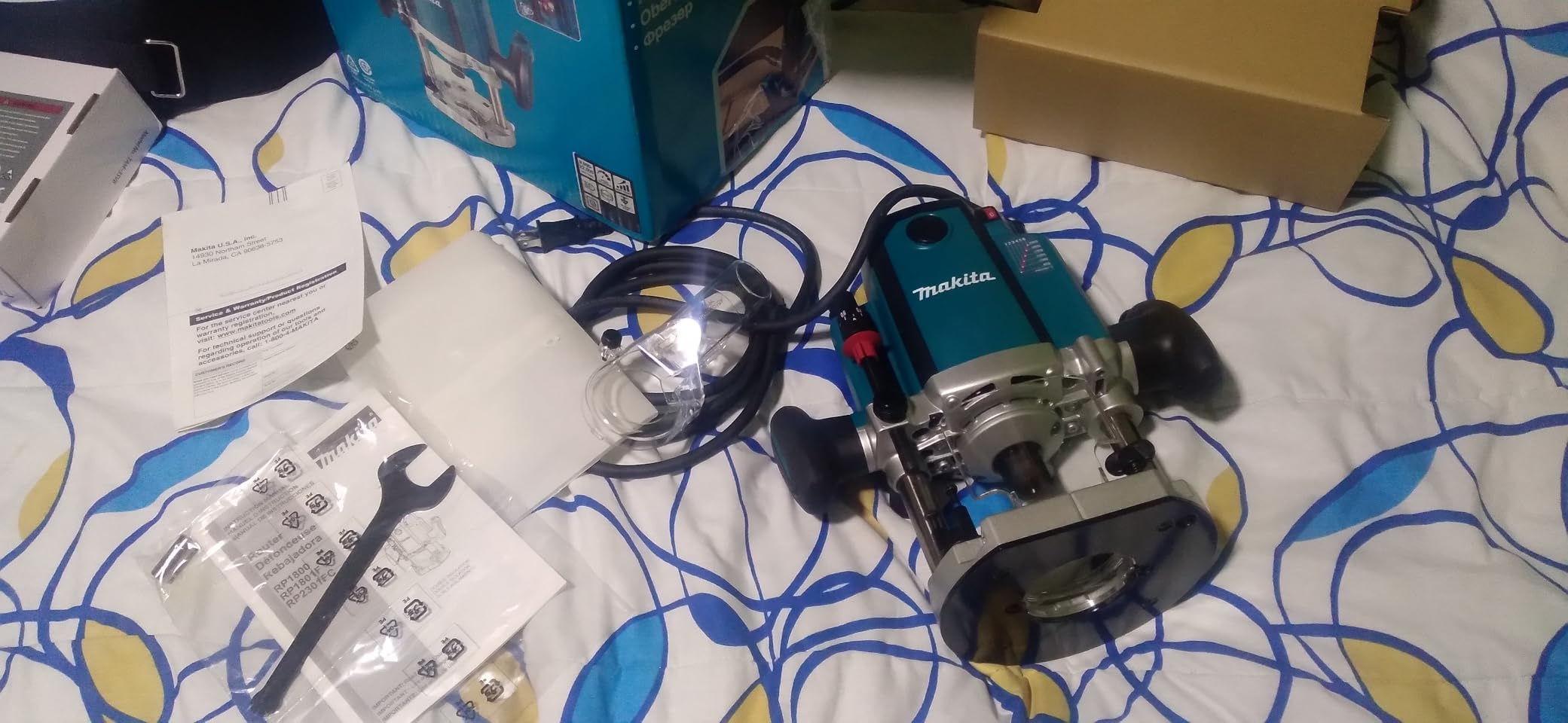 Makita RP2301FC 3-1/4 HP Plunge Router with Variable Speed customer photo 1