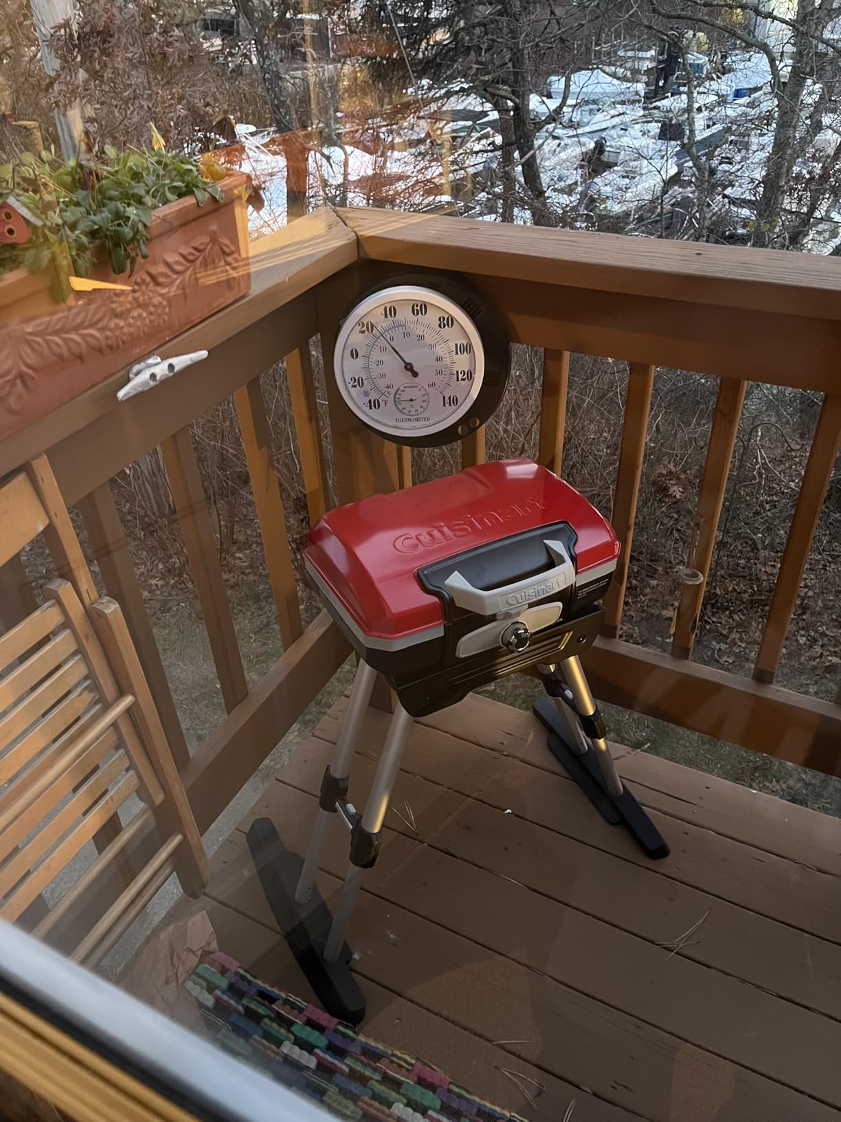 Cuisinart Petite Gourmet Portable Gas Grill with VersaStand, Compact Portable Grill Propane, 150 Sq. In. Cooking Surface, 5,500 BTU Burner Small Gas Grills for Camping, BBQ, Adjustable Base, Handles customer photo 1