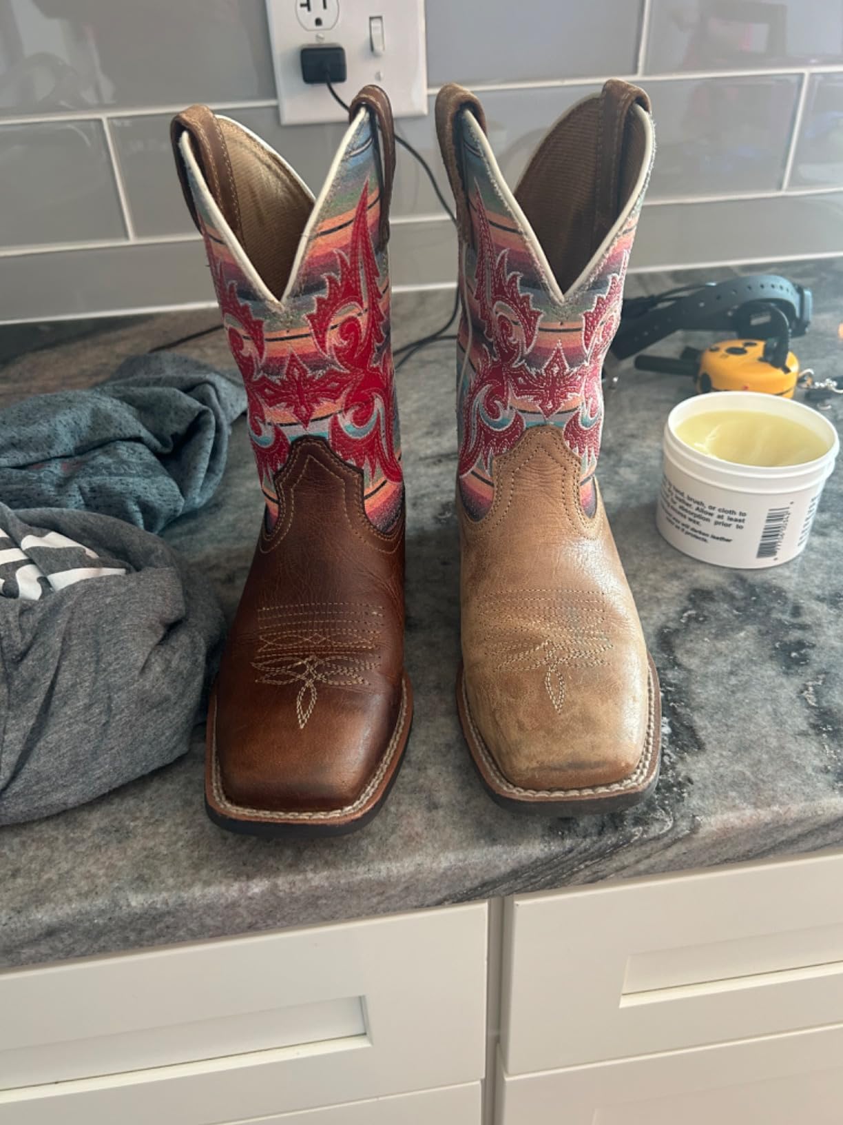 Waterproofing Boot Wax and Leather Treatment Dressing, 256, 8 oz customer photo 2