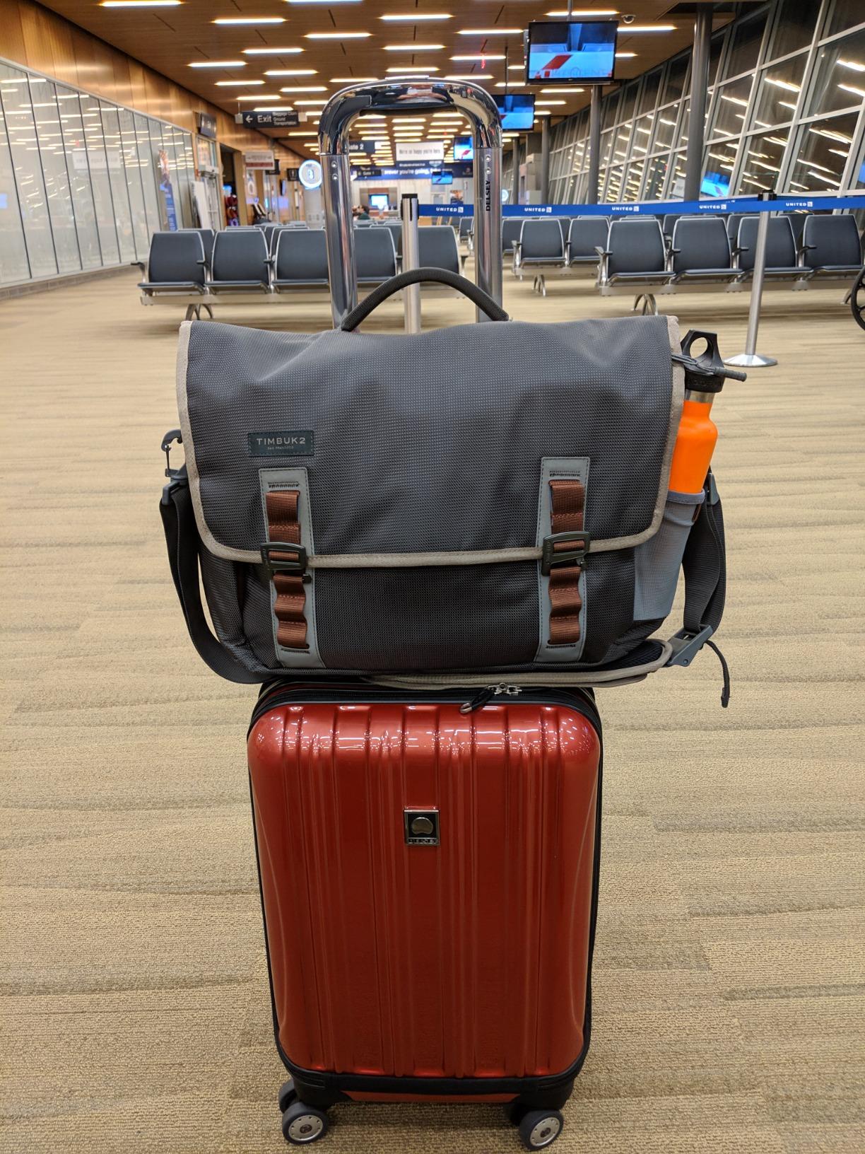 DELSEY PARIS Helium Aero Hardside Expandable Luggage with Spinner Wheels, Brick Red, Checked-Medium 24 Inch customer photo 2