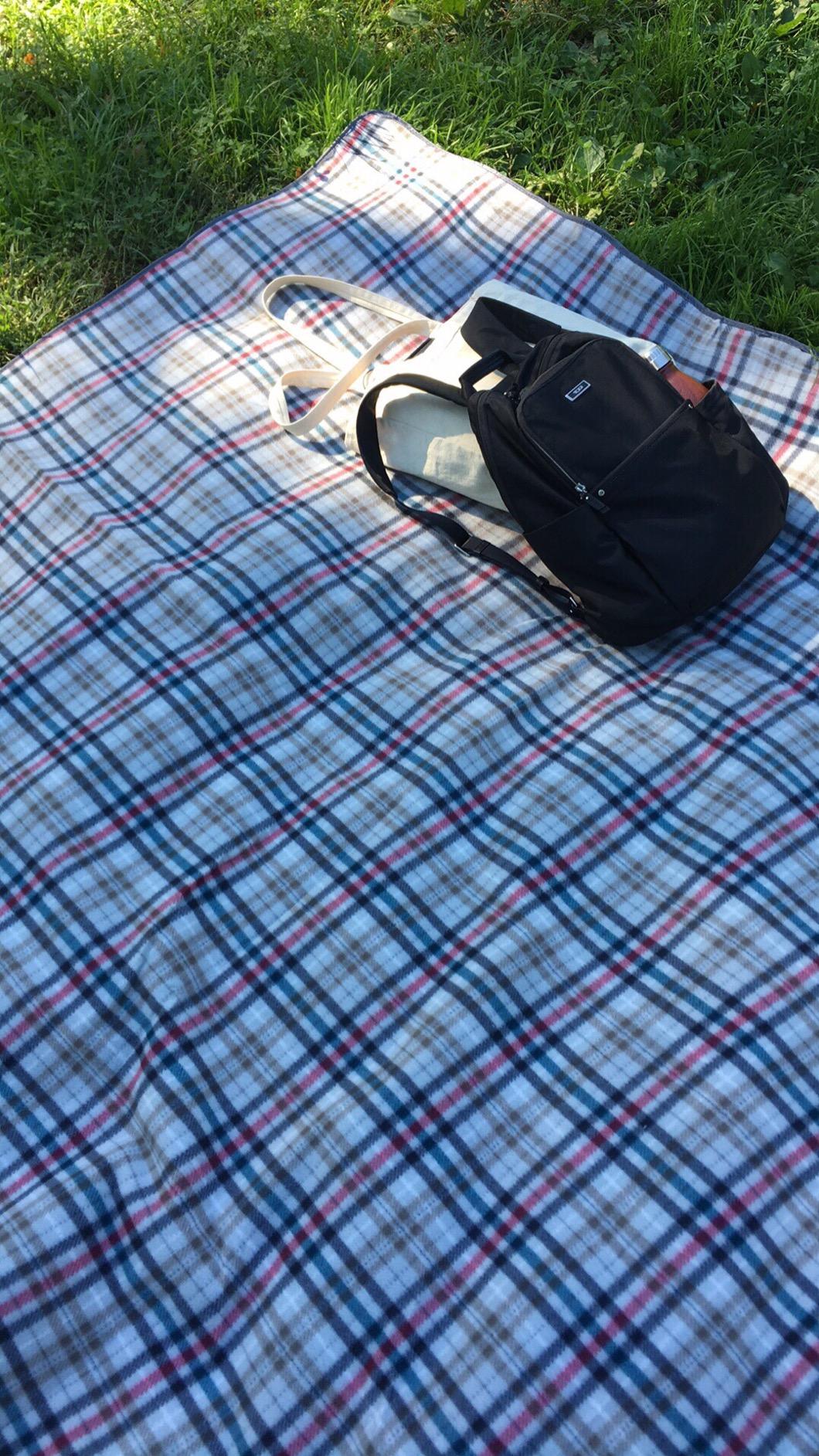 ONIVA Blanket Tote XL Outdoor Picnic Blanket, 70