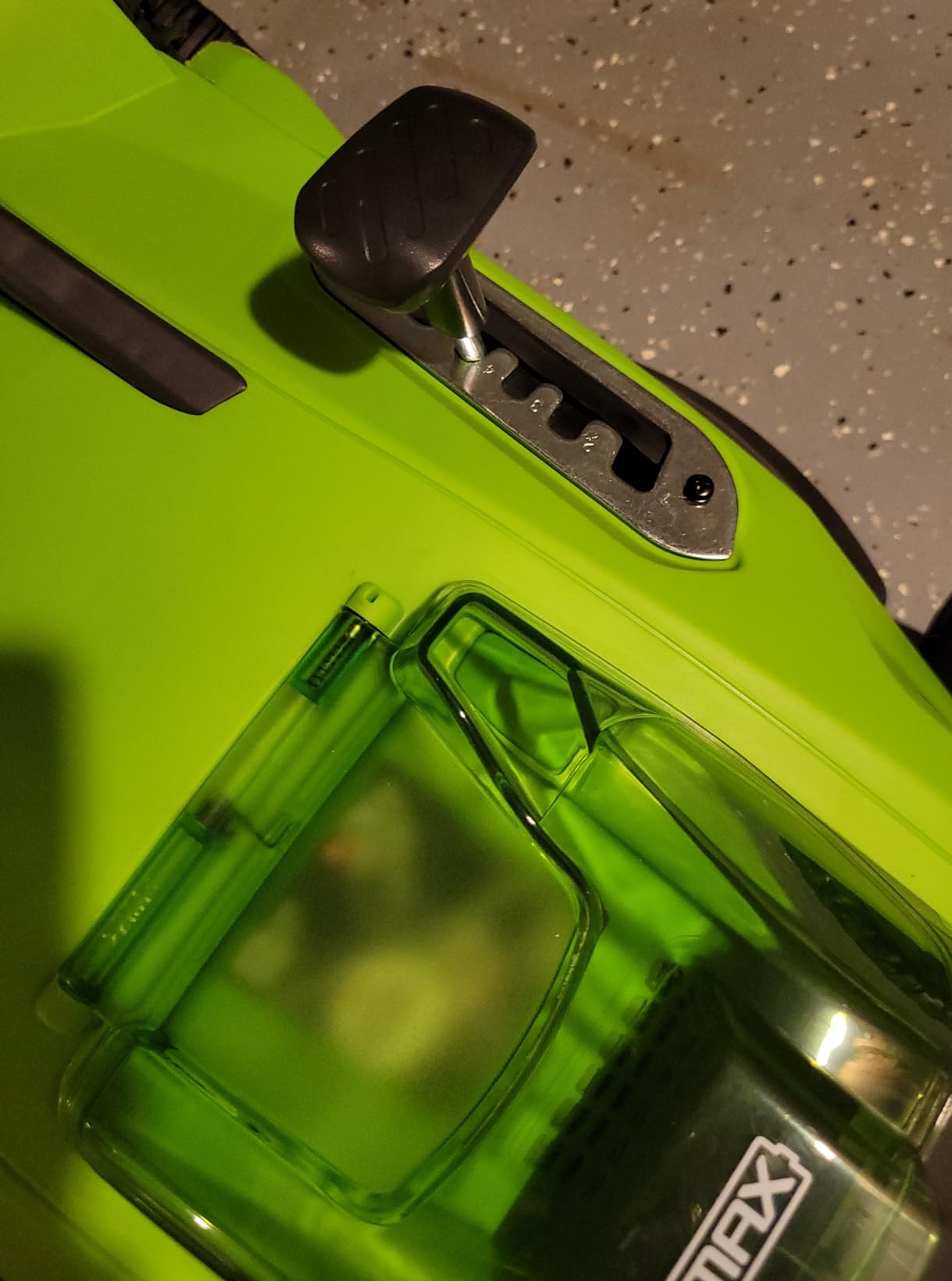 Greenworks 40V 16