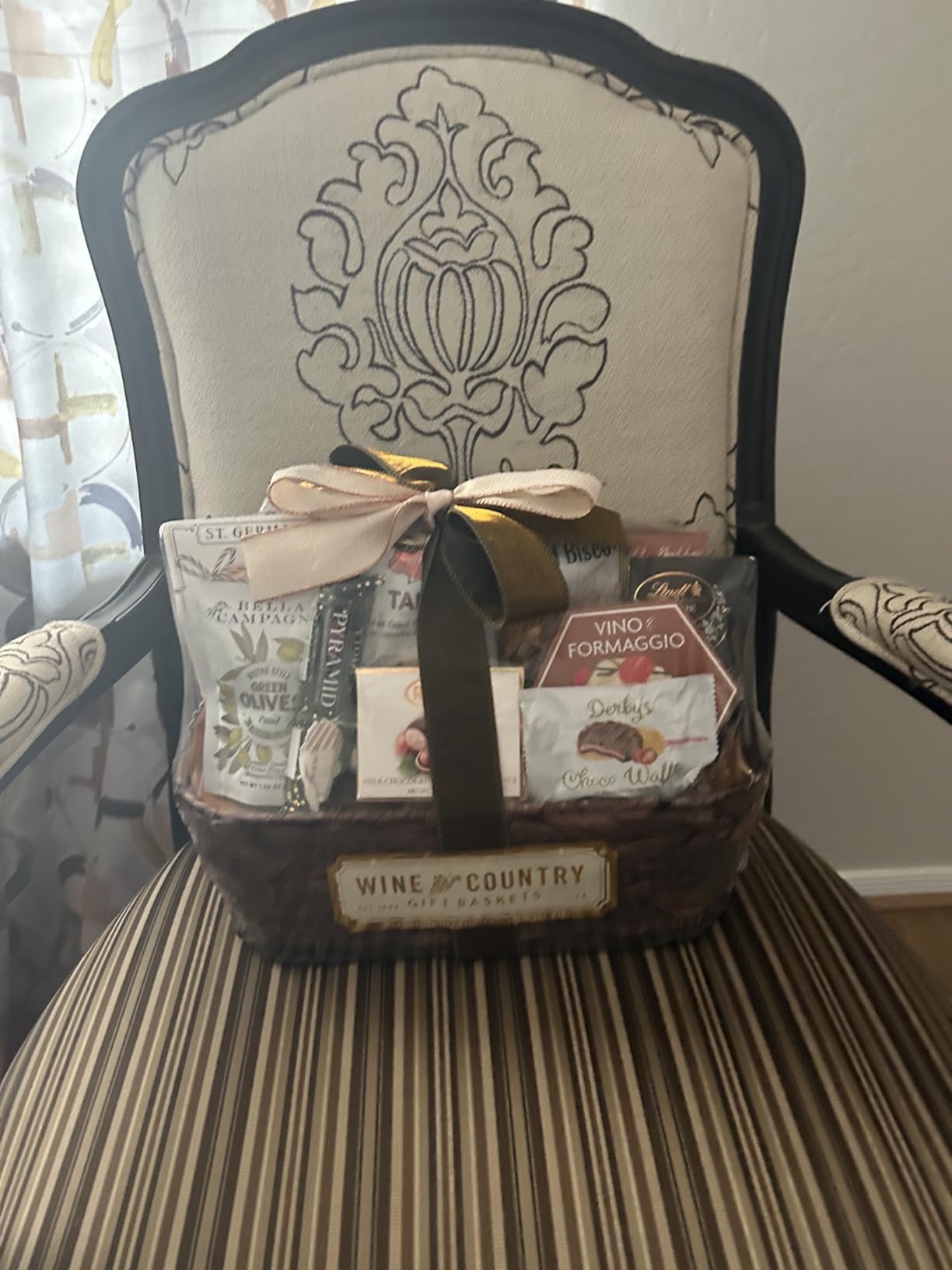Wine Country Gift Baskets The Bon Appetit Gourmet Gift Basket customer photo 2