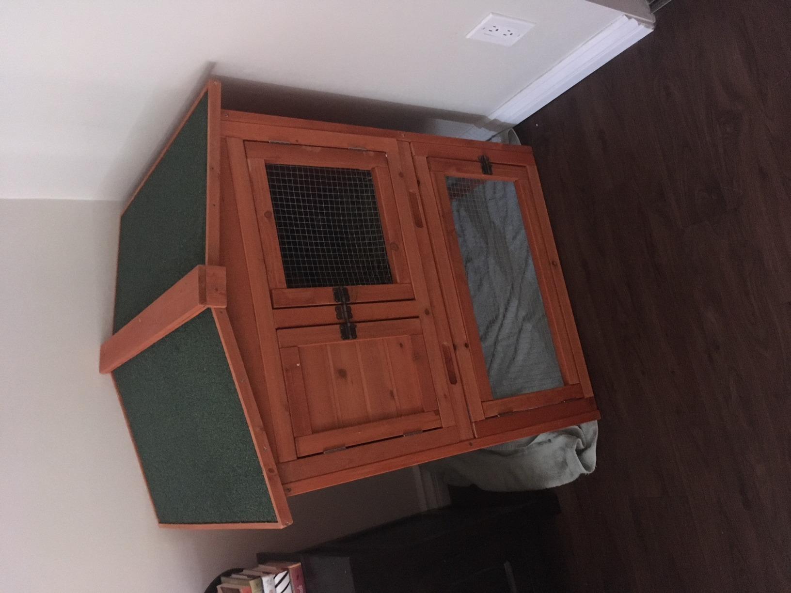 TRIXIE natura Outdoor Rabbit Hutch with Run - Small Elevated Rabbit Cage with Non-Slip Ramp - Small Animal House with Large Playpen, Hinged Roof & Pull-Out Tray - in Natural customer photo 2