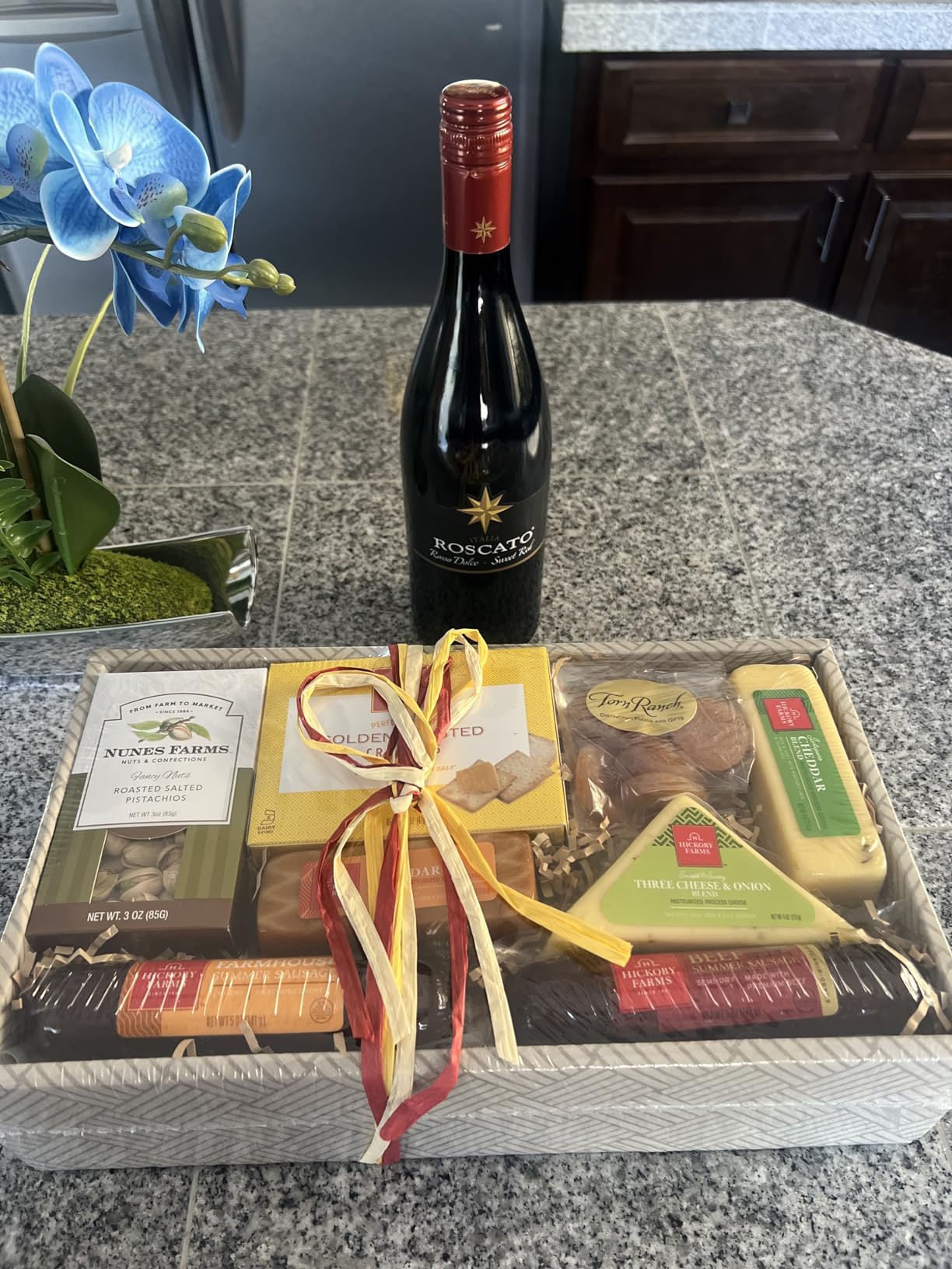 California Delicious Meat and Cheese Gift Crate, 7 Piece Set customer photo 1