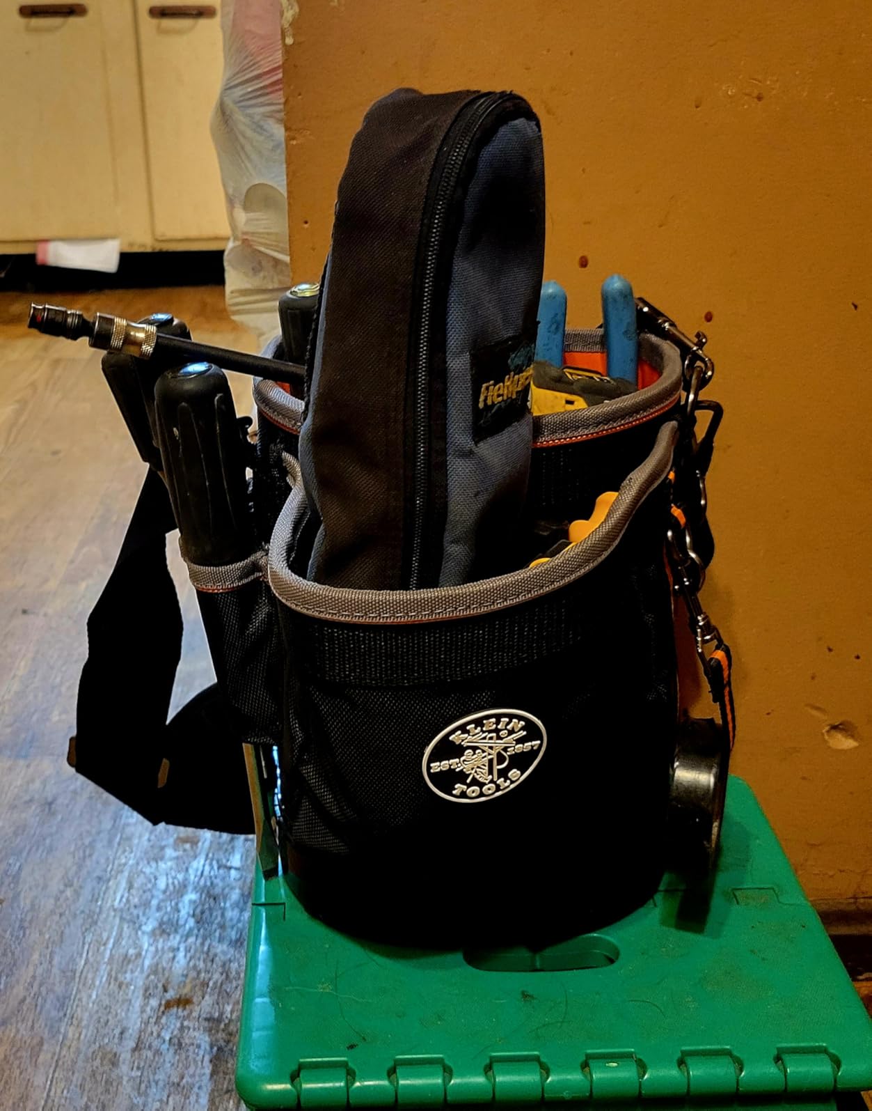 Klein Tools 5541610-14 Tool Bag with Shoulder Strap Has 40 Pockets for Tool Storage and Orange Interior customer photo 2