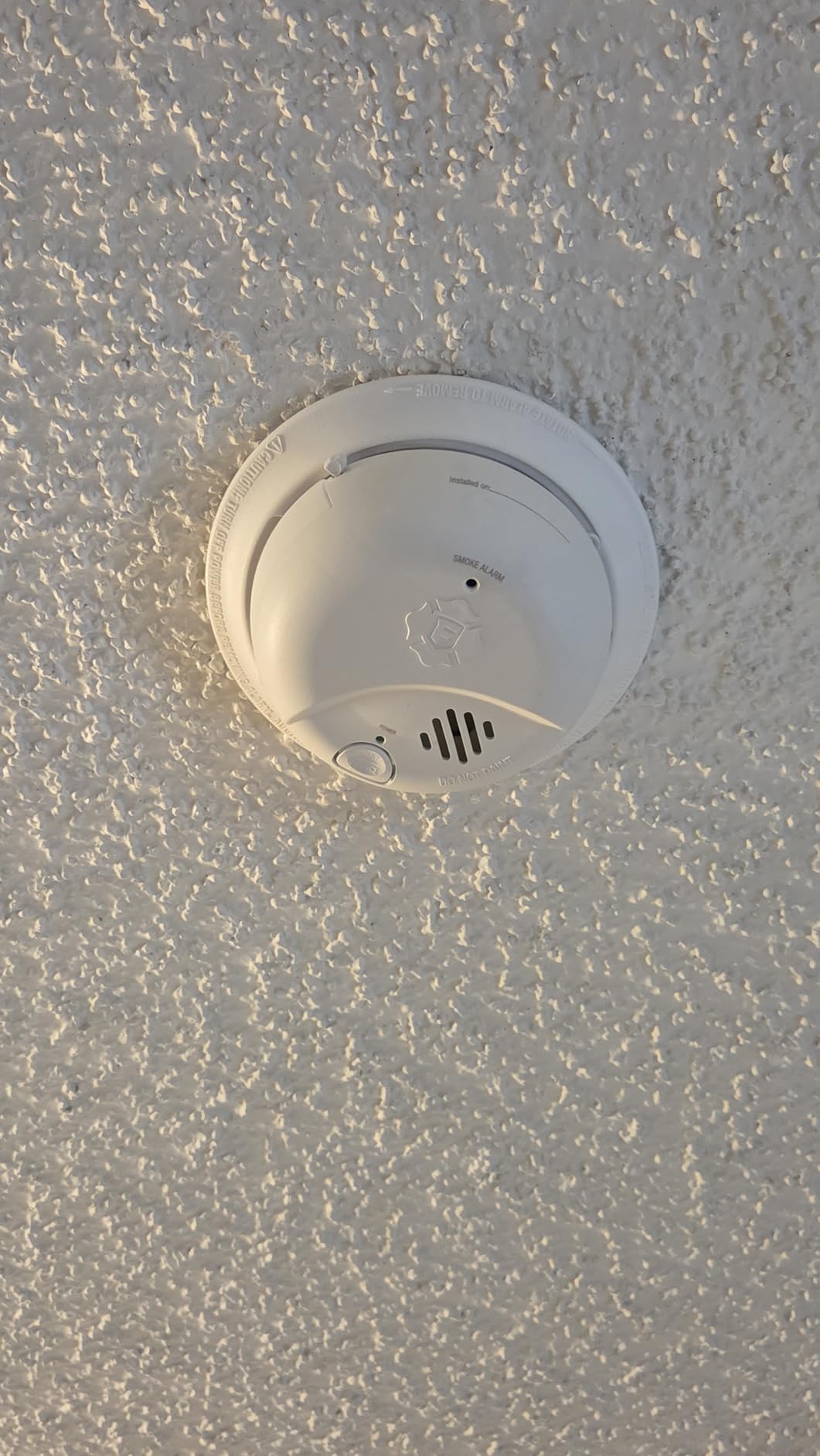 BRK First Alert 9120BFF/ SMI100-AC Smoke Detector, Hardwired Alarm with Battery Backup customer photo 1