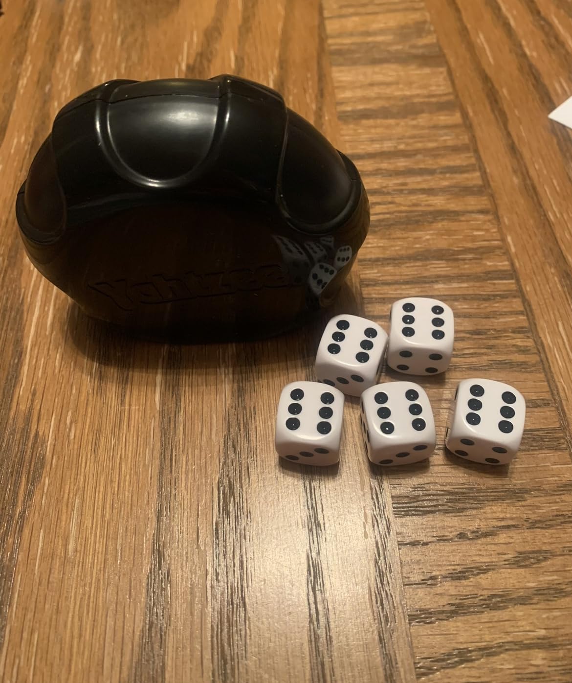 Hasbro Gaming Yahtzee Game, Fast-Playing Dice Games for Kids, Teens, and Adults customer photo 2