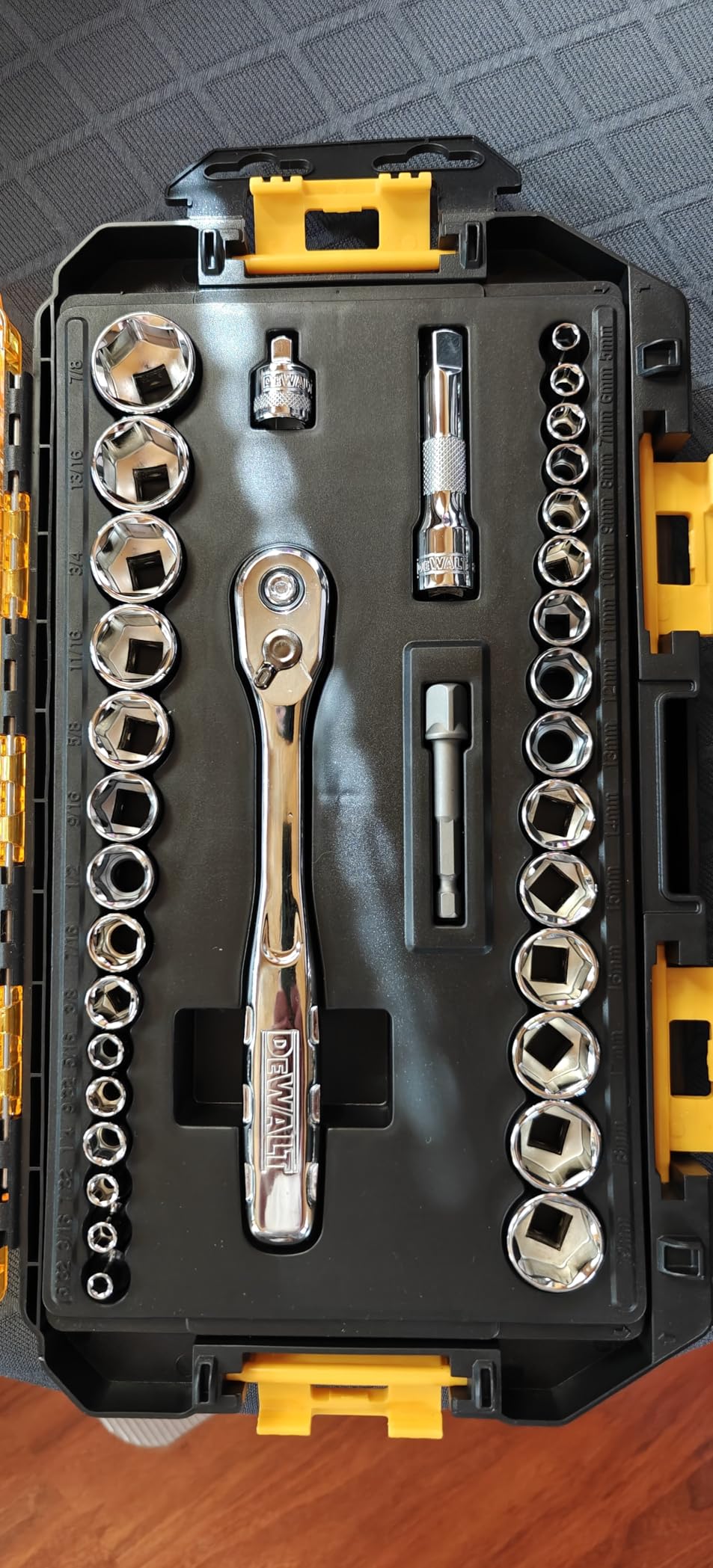 DEWALT Socket Set, 1/4-Inch & 3/8-Inch Drive, SAE/Metric, 34-Piece (DWMT73804) customer photo 1
