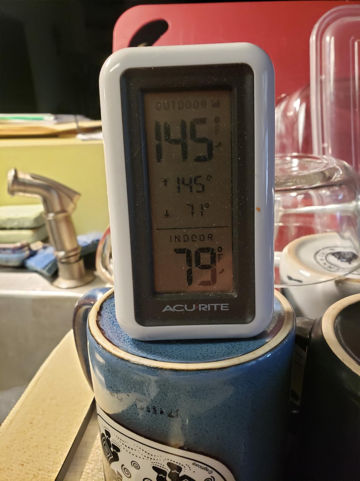 AcuRite Digital Thermometer with Indoor, Outdoor Temperature and Daily High and Lows (00424CA), White customer photo 2