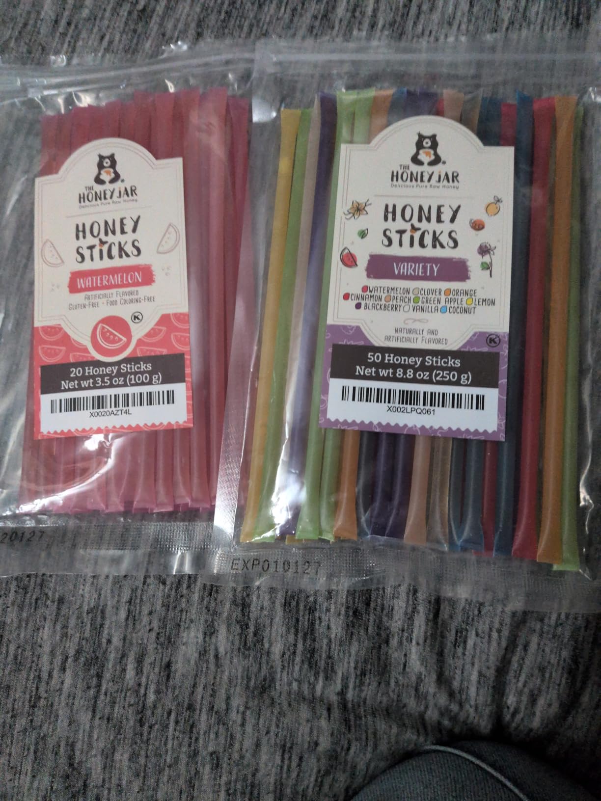 The Honey Jar Plain Honey Sticks - Pure Honey Straws For Tea, Coffee, or a Healthy Treat - One Teaspoon of Flavored Honey Per Stick - Made In The USA with Real Honey - (50 Count) customer photo 1