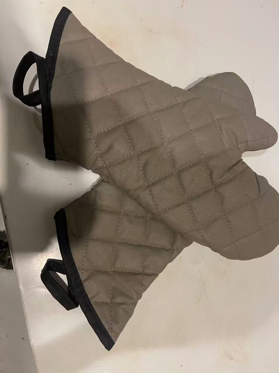 ARCLIBER Oven Mitts 1 Pair of Quilted Terry Cloth Cotton Lining,Extra Long Professional Classic Oven Mitt Heat Resistant Kitchen Oven Gloves,16 Inch customer photo 2