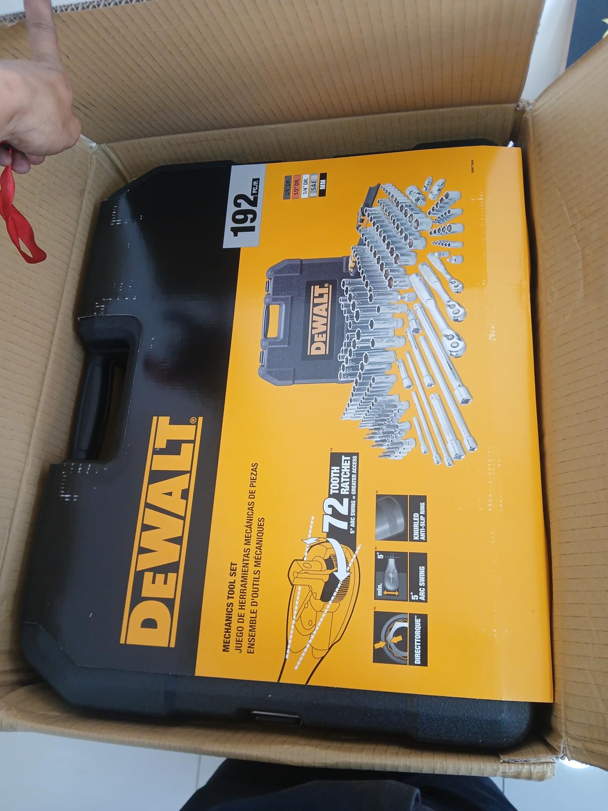 DEWALT 192 Pcs. Mechanics Tool Set, 1/2, 1/4, 3/8 Socket Set, SAE and Metric (DWMT75049) customer photo 2