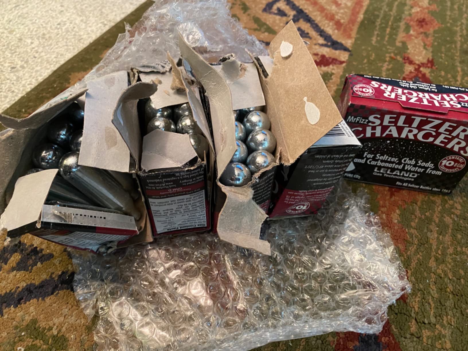 MrFizz Sod, Leland Mr Fizz Seltzer 8g CO2 Charger 50PK Compatible with All 1 Liter/Quart Soda Siphons, Silver (LS-50) customer photo 2