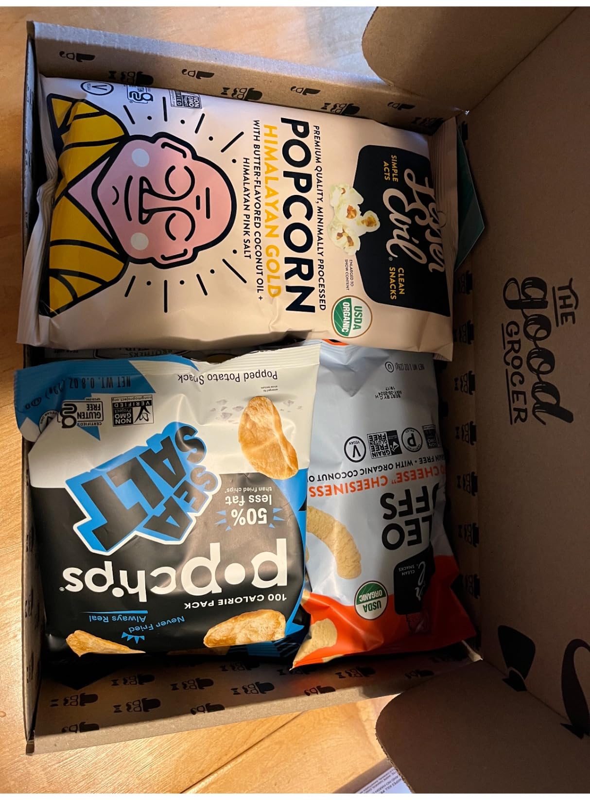 GLUTEN FREE and VEGAN (DAIRY and FIG FREE) Healthy Snacks Care Package (25 Ct): Cookies, Bars, Chips, Fruit, Nuts, Trail Mix, Gift Box Sampler, Office Variety, College Student Care Package, Gift Basket Alternative customer photo 1
