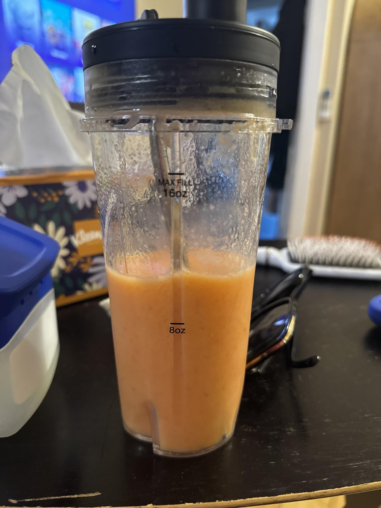 Ninja Fit Compact Personal Blender | For Smoothies, Shakes & Frozen Drinks | (2) 16-oz. To-Go Cups with Spout Lids | 700-Watt Countertop | Black | QB3001SS customer photo 2