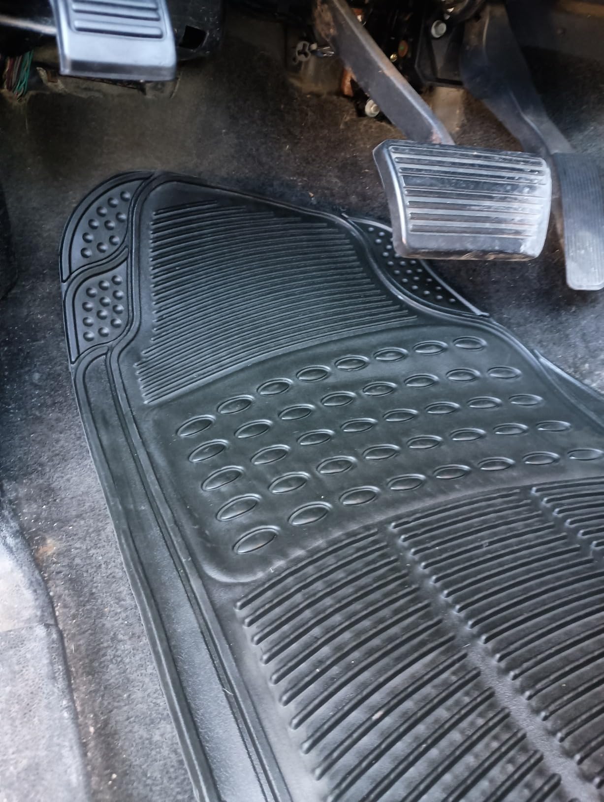 FH Group Automotive Floor Mats Solid ClimaProof for all weather protection Universal Fit Trimmable Heavy Duty fits most Cars, SUVs, and Trucks, 3pc Full Set Black customer photo 2