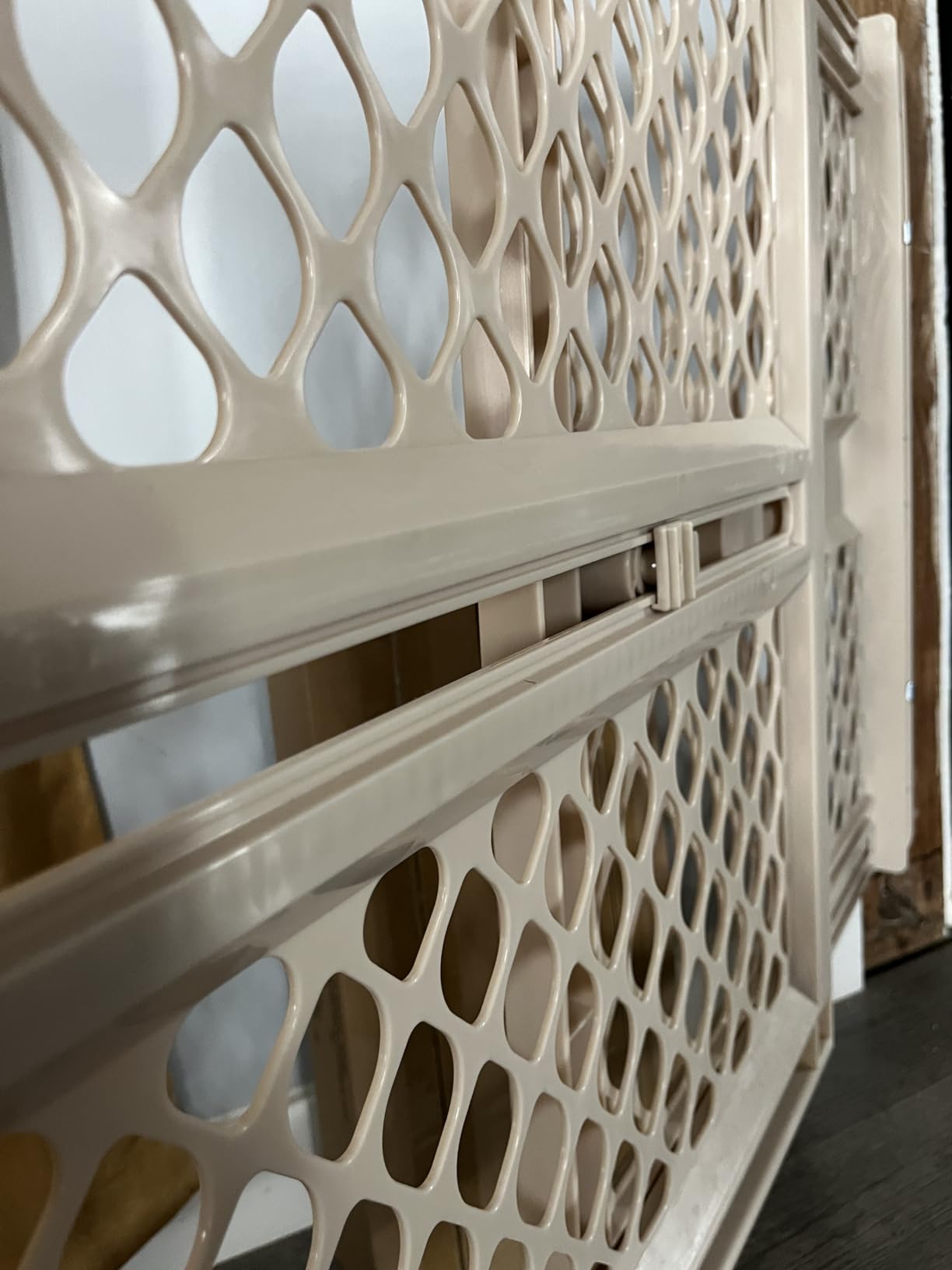 Toddleroo by North States - Supergate Ergo Baby Gate: Plastic Baby Gate for Stairs & Doorways - Adjustable Indoor Safety Gate - Made in USA - 26 to 42 Inches Wide - 26 Inches Tall - Sand customer photo 2