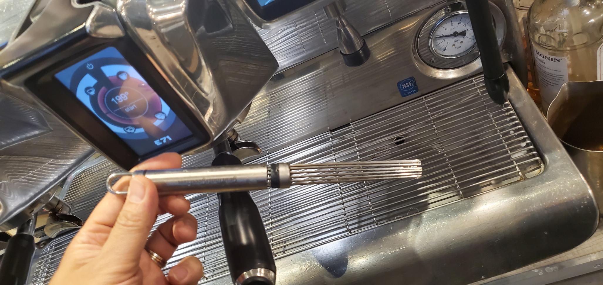 Baristir by Gosh That's Good - Barista Mixing Tool for Coffee Shops | Handheld Stirrer for Coffee, Matcha, Tea | No Clumps, Excellent Foam Control customer photo 2