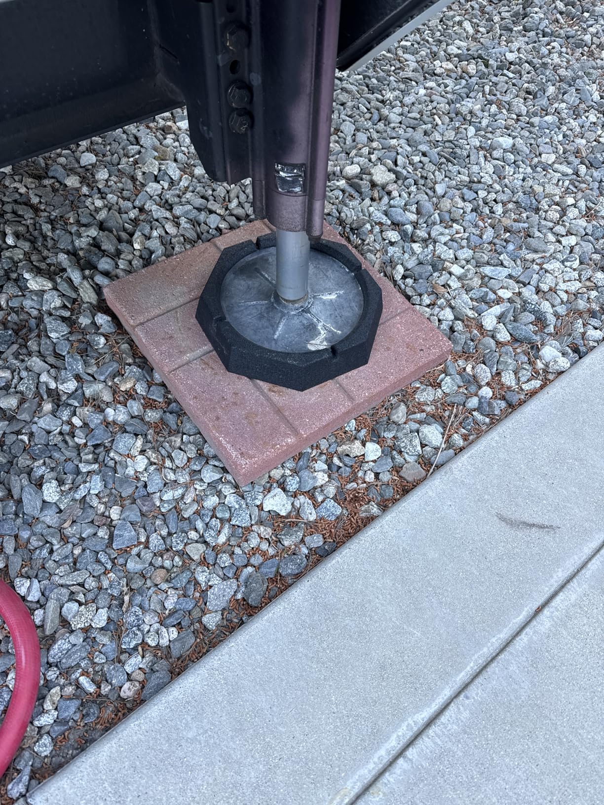 SnapPad Xtra (4-Pack) | Four-Point RV Leveling System Featuring 9 inch Round Jack Feet | Adds 61% Additional Surface Area for Stability, 5 lbs Per Pad & 11 inch Total Width | Must-Have RV Accessories customer photo 2