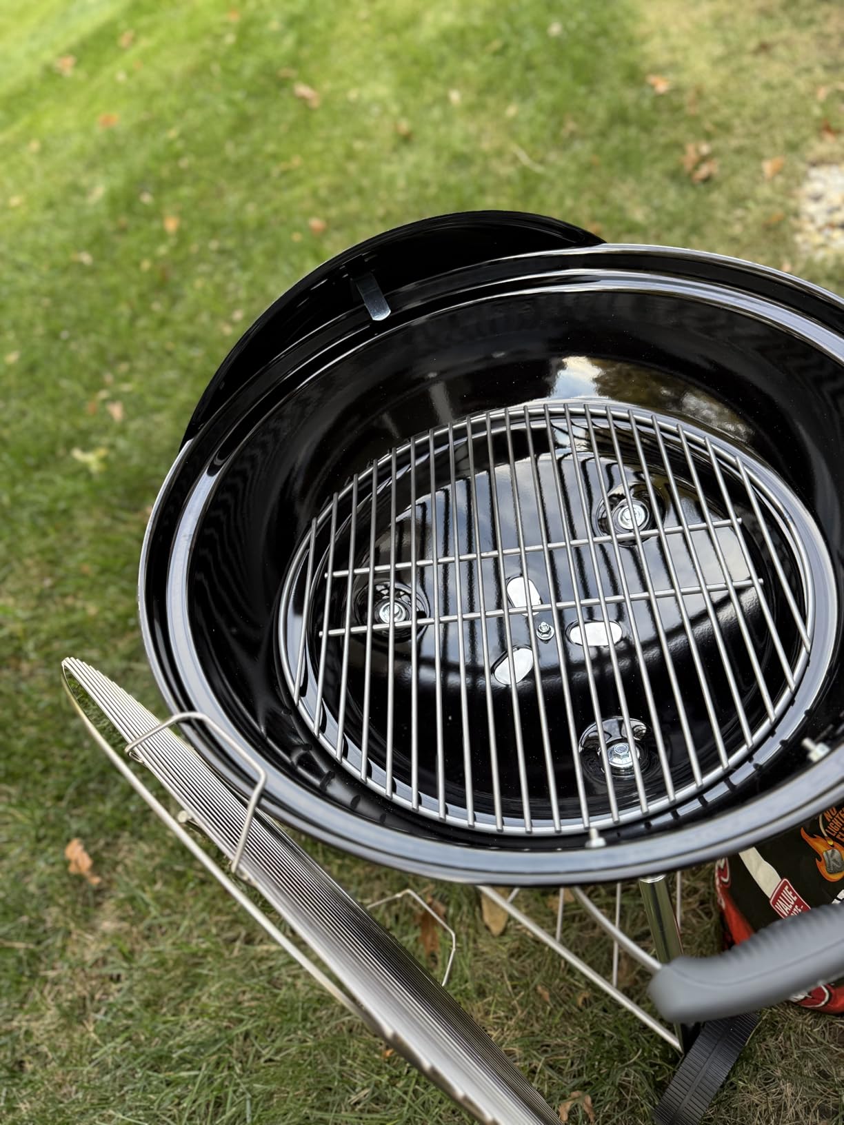 Weber Jumbo Joe Premium Charcoal Grill, 22-Inch, Black - Portable Outdoor BBQ Grill with Durable Plated Steel Grates, Porcelain-Enameled Bowl & Precision Airflow Control customer photo 2