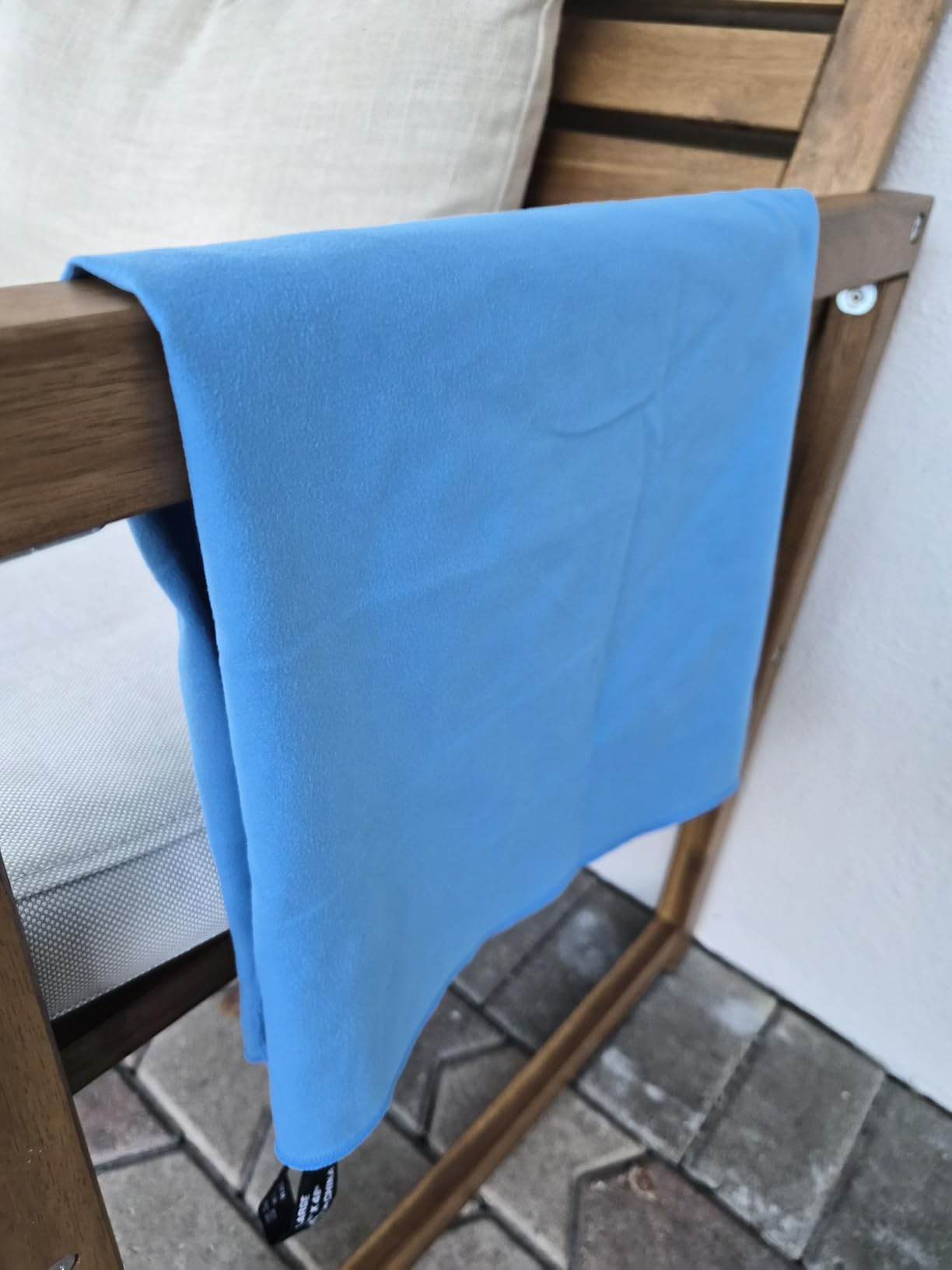 Rainleaf Microfiber Towel Perfect Travel & Gym & Camping Towel. Quick Dry - Super Absorbent - Ultra Compact - Lightweight. Suitable for Trip, Beach, Shower, Backpacking, Pool customer photo 2