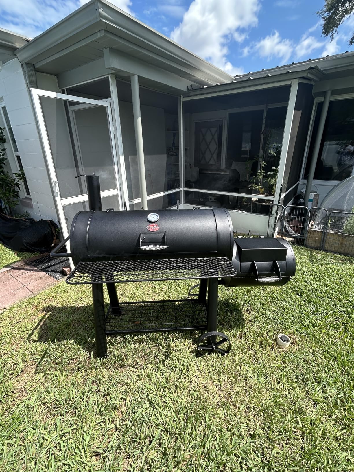 Char-Griller Competition Pro Barrel Grill and Offset Smoker customer photo 1