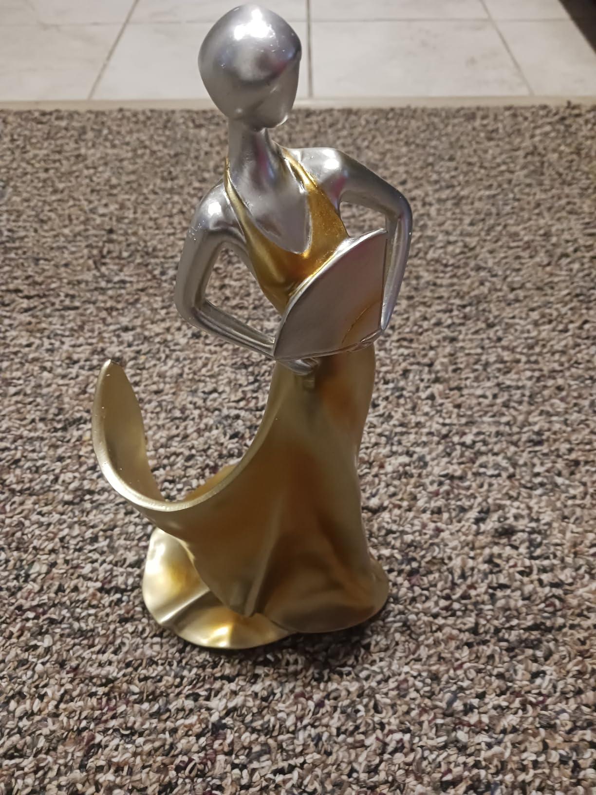 CdyBox Elegant Wine Bottle Holder Ornament Wine Single Bottle Holder Stand Rack (Golden) customer photo 1