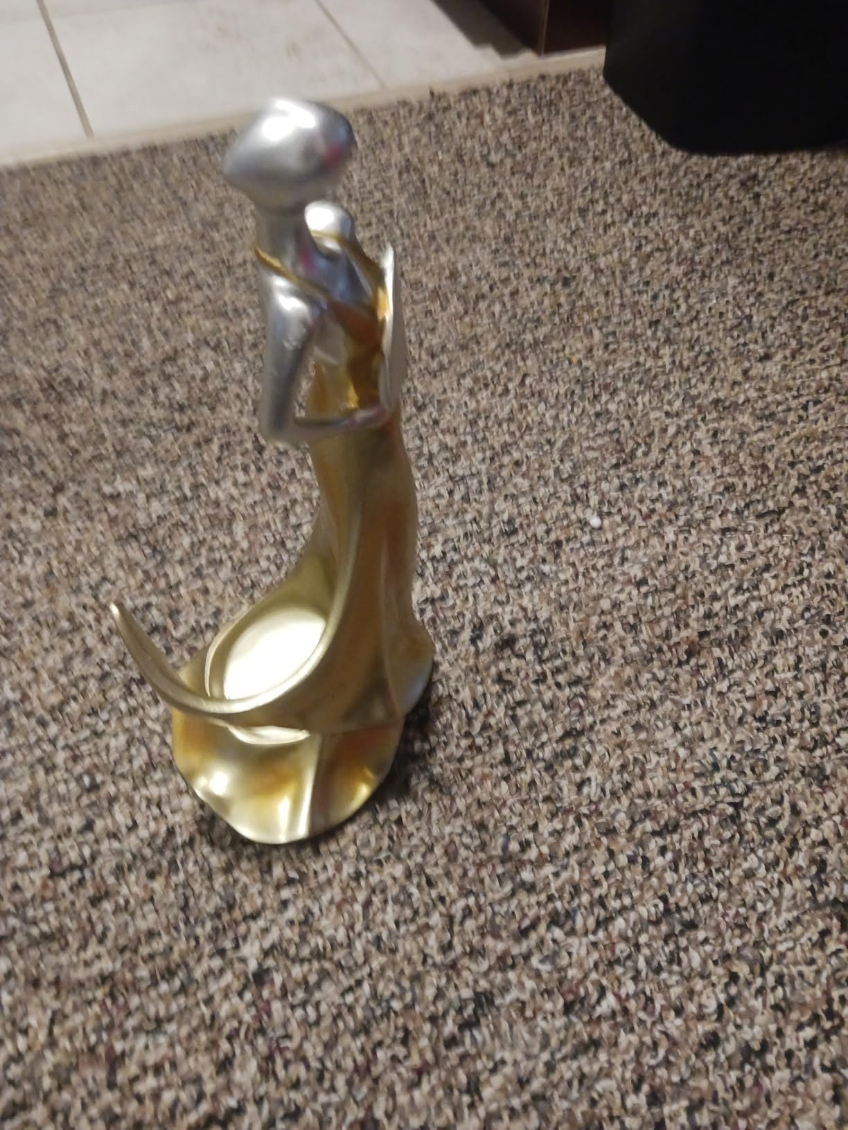CdyBox Elegant Wine Bottle Holder Ornament Wine Single Bottle Holder Stand Rack (Golden) customer photo 2