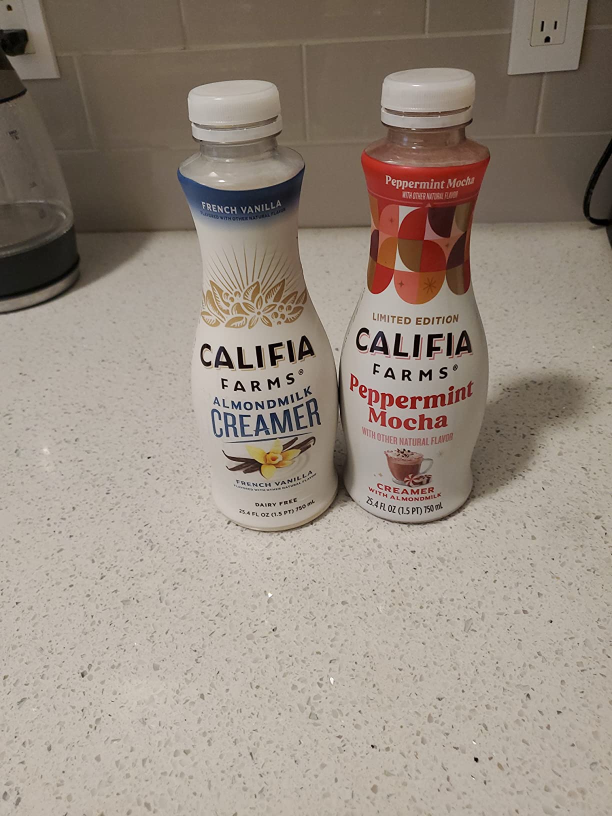 Califia Farms - French Vanilla Almond Milk Coffee Creamer, 25.4 Oz, Dairy Free, Plant Based, Vegan, Gluten Free, Non GMO customer photo 1