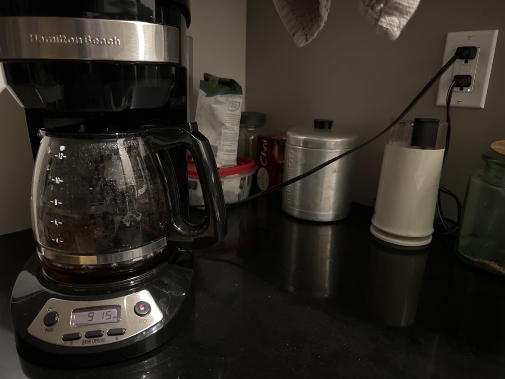 Hamilton Beach 12 Cup Programmable Drip Coffee Maker Machine, Regular & Bold Brew Options, Auto Pause and Pour, Glass Carafe, Black with Stainless Accents (46299J) customer photo 1