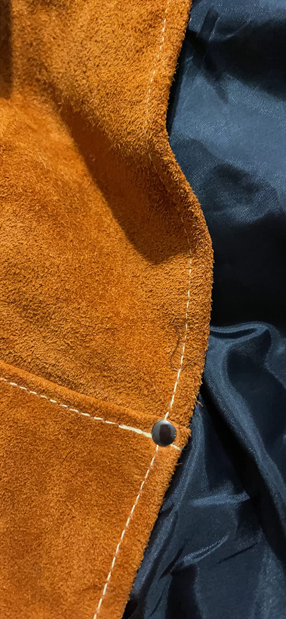 QeeLink Leather Welding Apron with 6 Pockets - Heat & Flame-Resistant Apron, 24'' X 42'', Adjustable M to XXXL customer photo 2