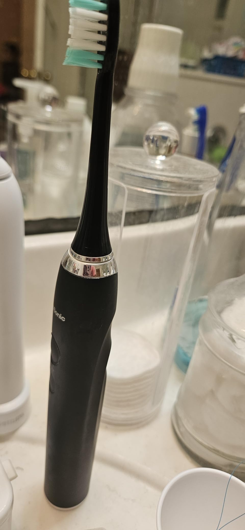 Aquasonic Black Series Ultra Whitening Toothbrush - ADA Accepted Electric Toothbrush - 8 Brush Heads & Travel Case - 40,000 VPM Electric Motor & Wireless Charging - 4 Modes w Smart Timer customer photo 1
