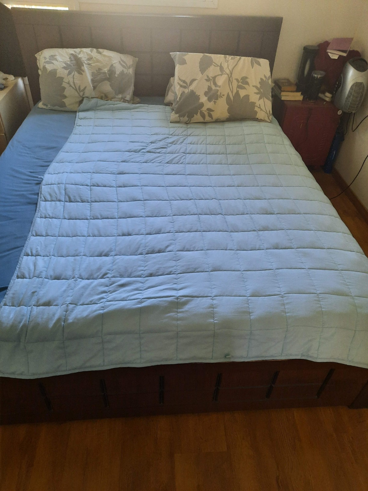 YnM 15lbs Weighted Blanket for Adults, Heavy Bed Throw Blanket with Cooling Glass Beads for All Season Use, Ideal for ~90lbs (48x72 Inches, Twin/Full, Dark Grey) customer photo 2