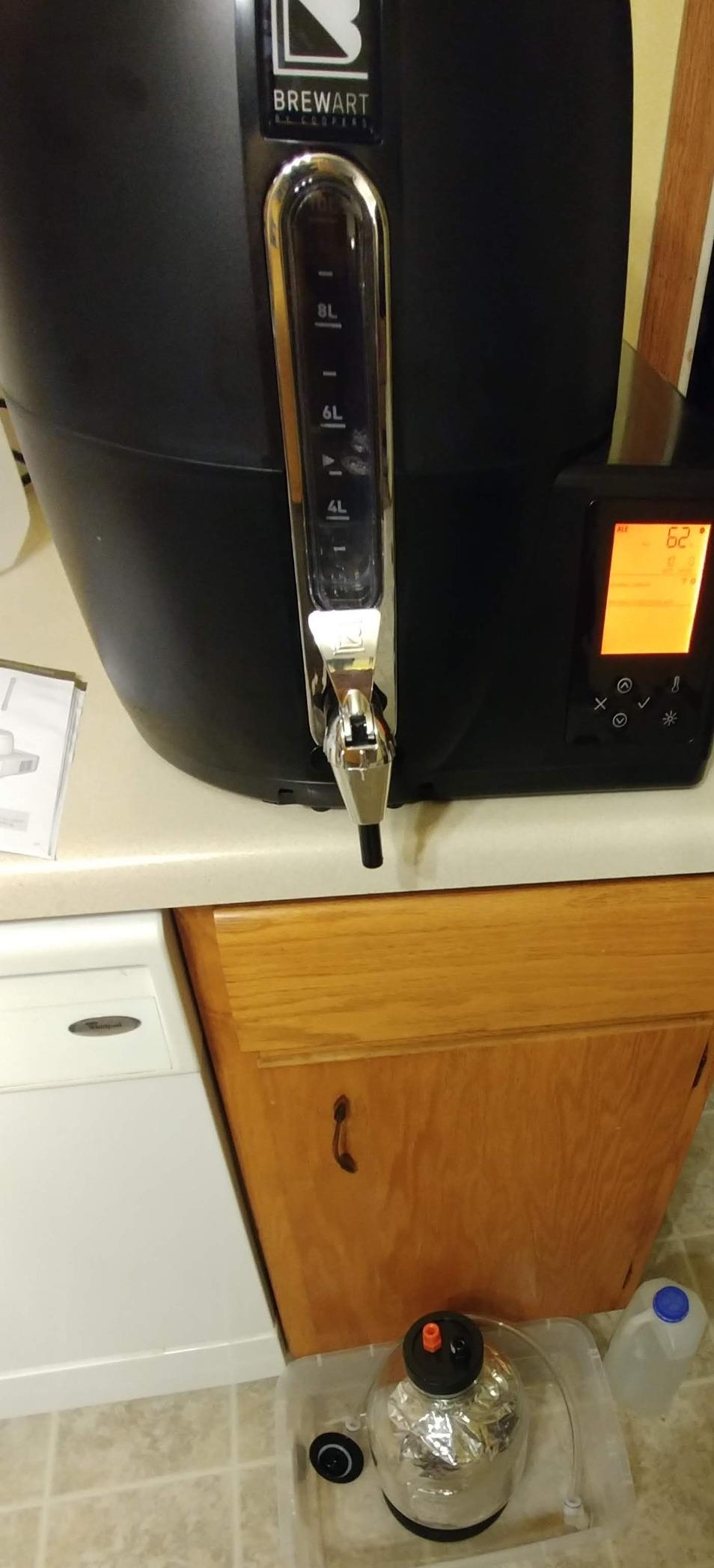 BeerDroid Fully Automated Beer Brewing System | Wi-Fi Enabled Home Brewing Kit with App Control | Brew 10L of Any Beer Style | Pre-Set Ale and Lager Programs | Discovery Pale Ale BrewPrint Included customer photo 1