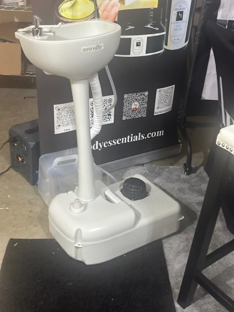 SereneLife Portable Hand Washing Station, 100+ Hand Washes, Hands-Free Foot Pump, Soap Dispenser, and Drain Hose customer photo 2