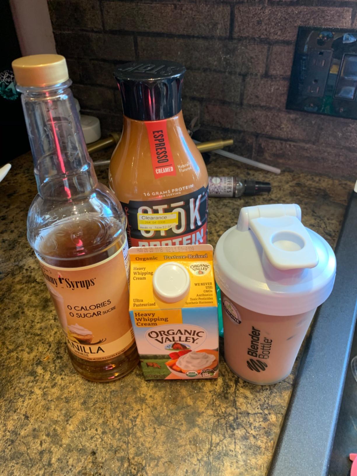 Jordan's Skinny Mixes Sugar Free Coffee Syrup, Vanilla Caramel Creme Coffee Flavoring Syrup, Zero Calorie Drink Mix, Lattes, Baking, Protein Shake or Cocktail, Dairy & Gluten Free, Kosher, 25.4 Fl Oz customer photo 1